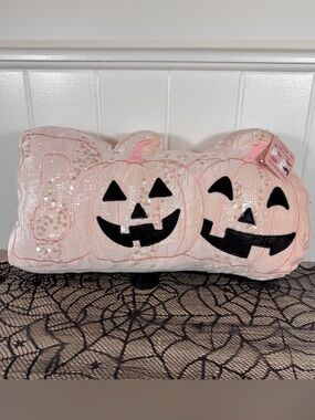 NEW Happy Halloween Boo Pumpkin Sequin Pillow